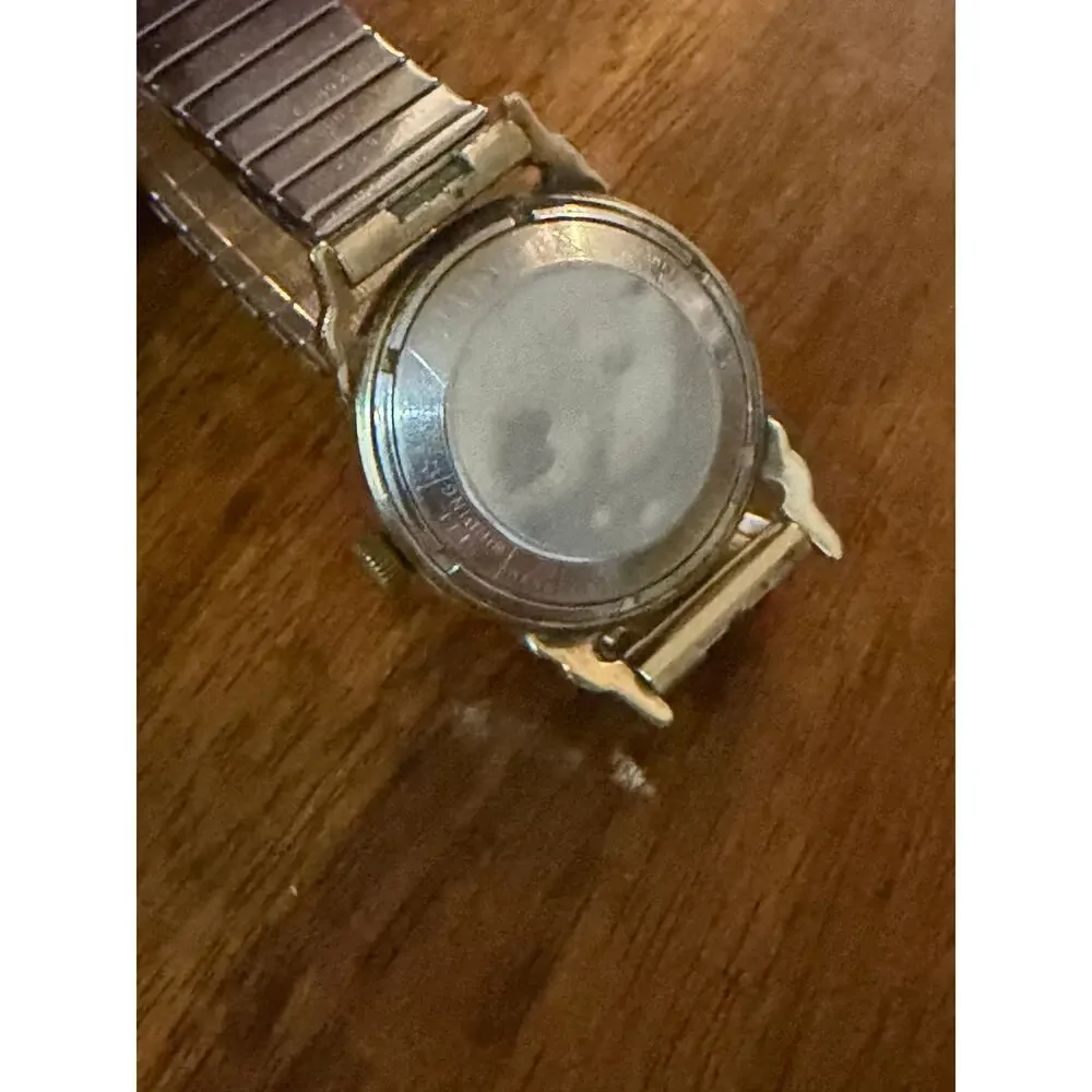 Vintage Bulova 23 Jewels Self-winding Automatic Sun Burst Dial Watch